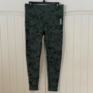 Gymshark Dark Green Patterned Leggings XL